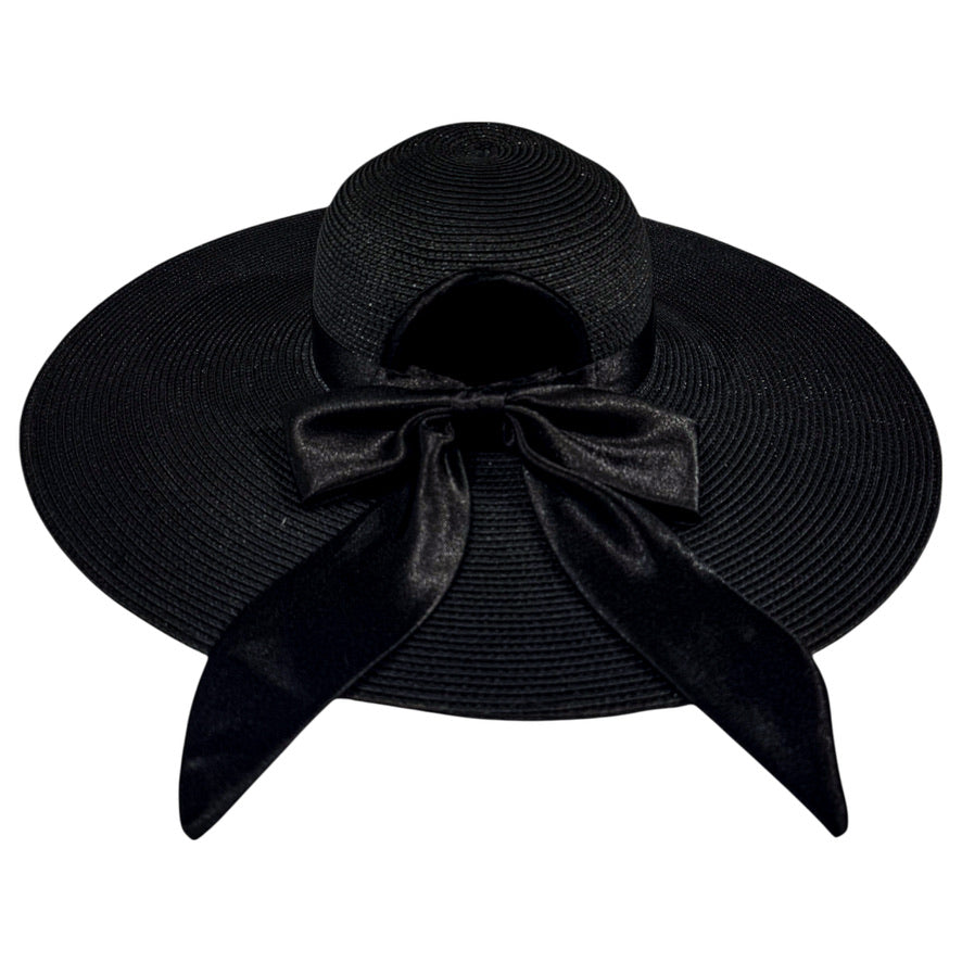 Damazo Soleil Flow hat with ponytail opening in black. Close-up of Damazo Soleil Flow hat 
