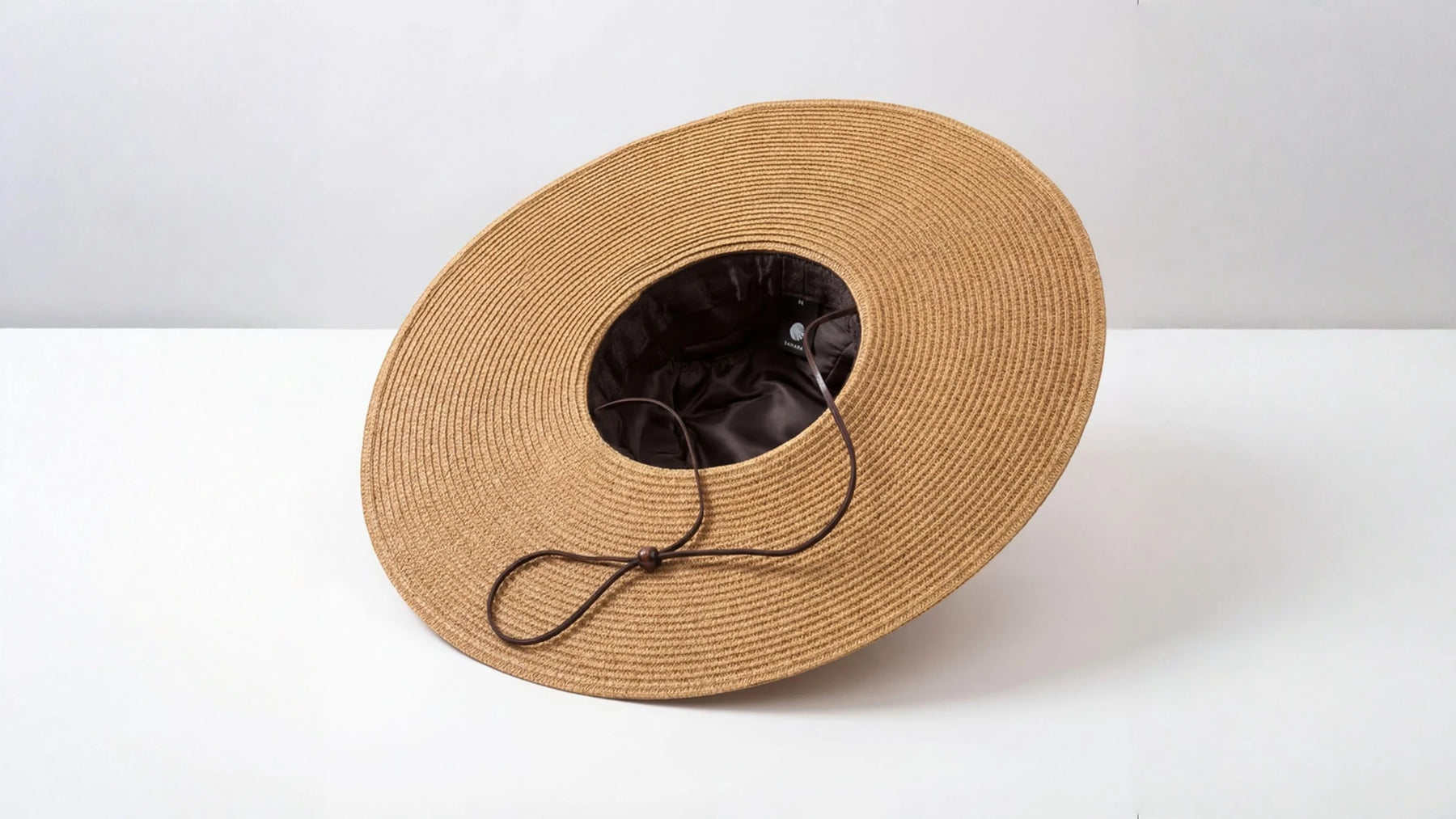 Silk lining detail